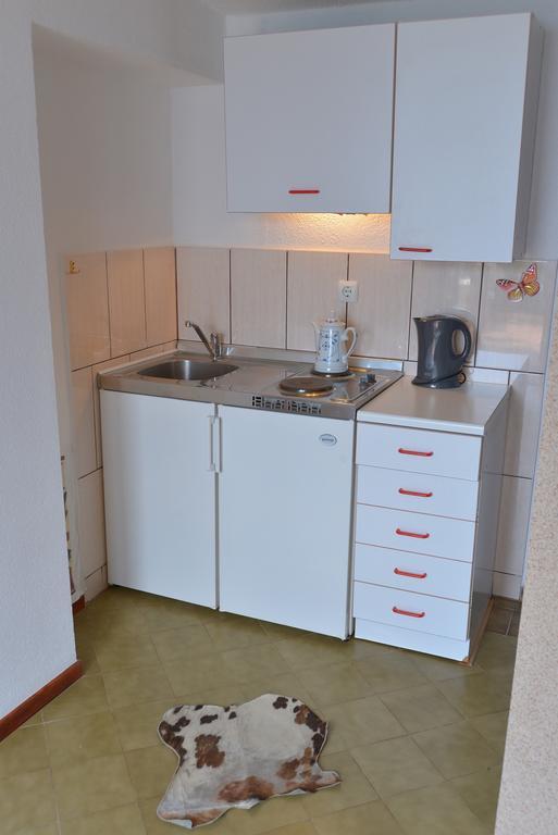 Apartments Palace Mira Mare Tivat Bagian luar foto