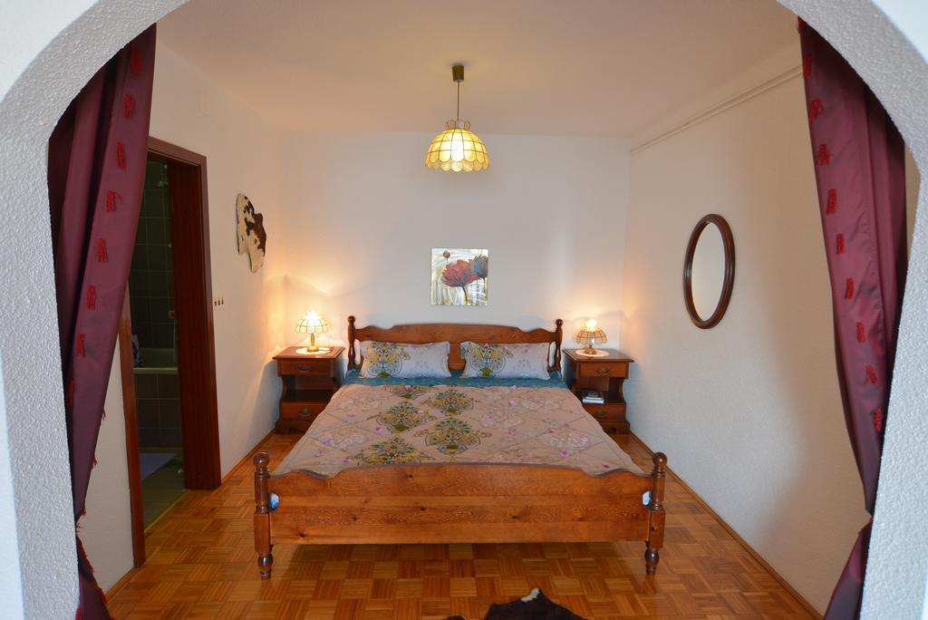 Apartments Palace Mira Mare Tivat Ruang foto